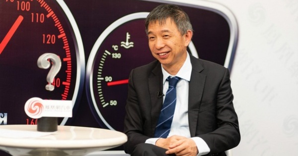 赵福全对话王坚：汽车企业的目标应该是干掉地铁