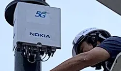 中华电信在新竹南寮渔港完成首座户外 5G small cell 智慧路灯建置测试