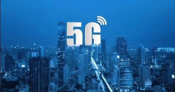 5G商用牌照发布 智慧灯杆屏如何乘风而起分得一杯羹？