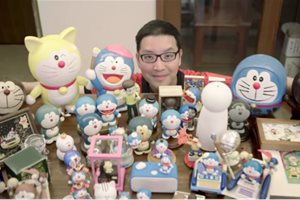 广州男子豪掷百万收藏哆啦A梦 更拿下全球首件…