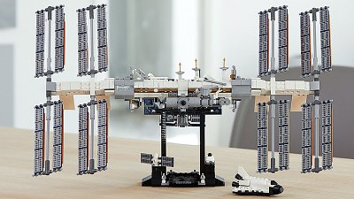 LEGO 国际太空站：本月登陆地球