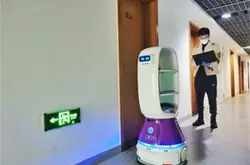 擎朗送餐机器人上岗上海科技大学 保障被隔离师…