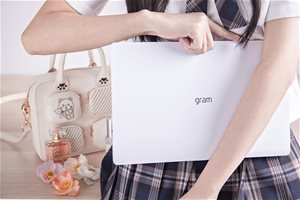 商务办公新选择,LG gram 14轻薄笔记本无惧电荒
