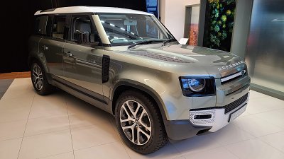 【豪气抵港】Land Rover Defender长阵版率先开卖　全新布局新体验