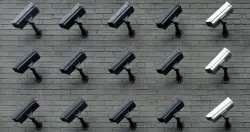吹哨者揭露丹麦情报机关监控公民通讯，局长、官员遭停职