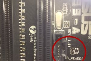 华硕发布新PCIe扩展卡：老电脑秒上全功能雷电4…